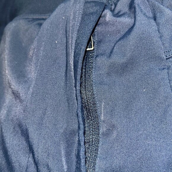 Lululemon Great Wall Pant Sz XL (35") in Deep Blue - Excellent Condition - Picture 13 of 14